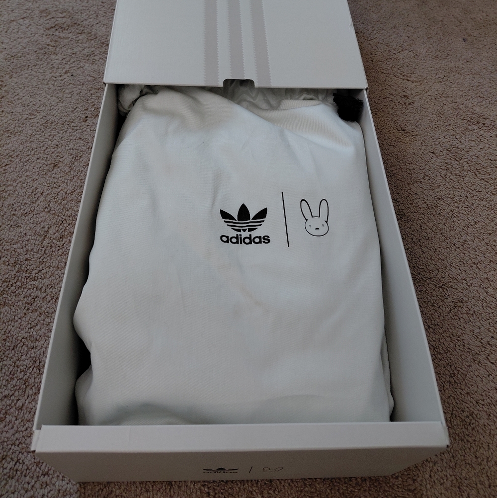 Adidas Bad Bunny Response CL